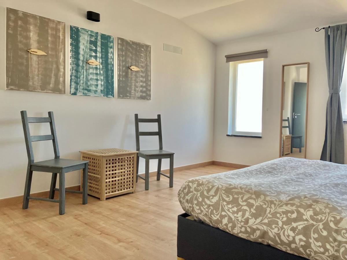 The Globetrotter'S Inn Ерисейра Екстериор снимка
